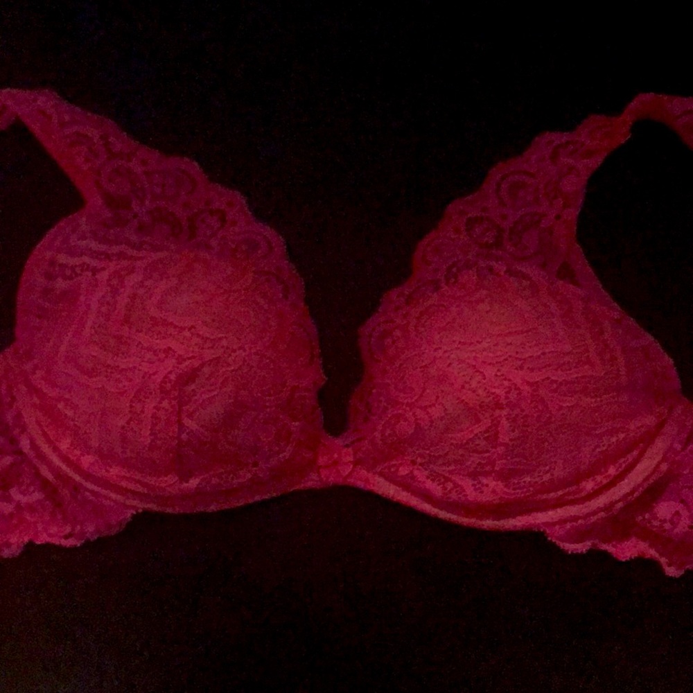 Intimissimi pink lace bra